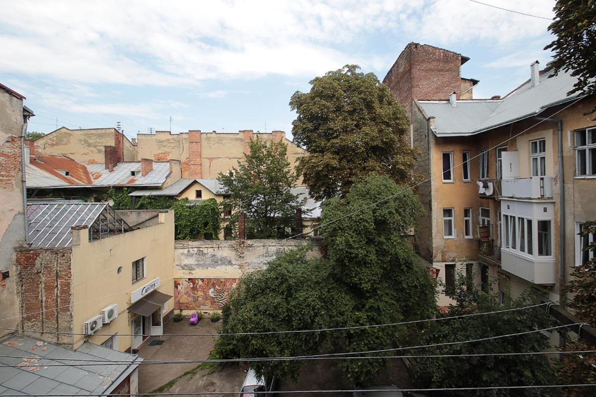 לבוב Buk Apartments On Doroshenka 29 מראה חיצוני תמונה