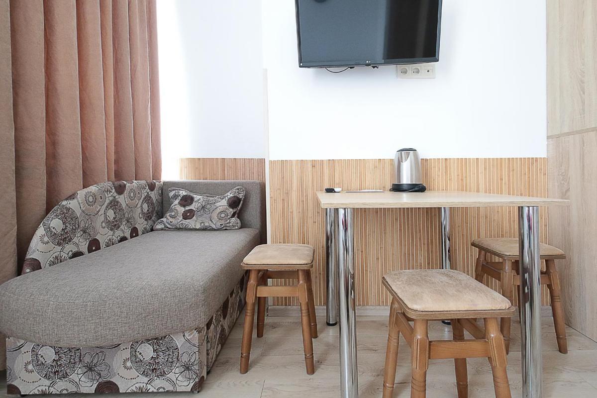 לבוב Buk Apartments On Doroshenka 29 מראה חיצוני תמונה