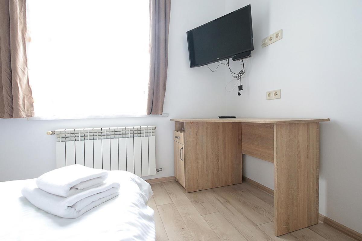 לבוב Buk Apartments On Doroshenka 29 מראה חיצוני תמונה