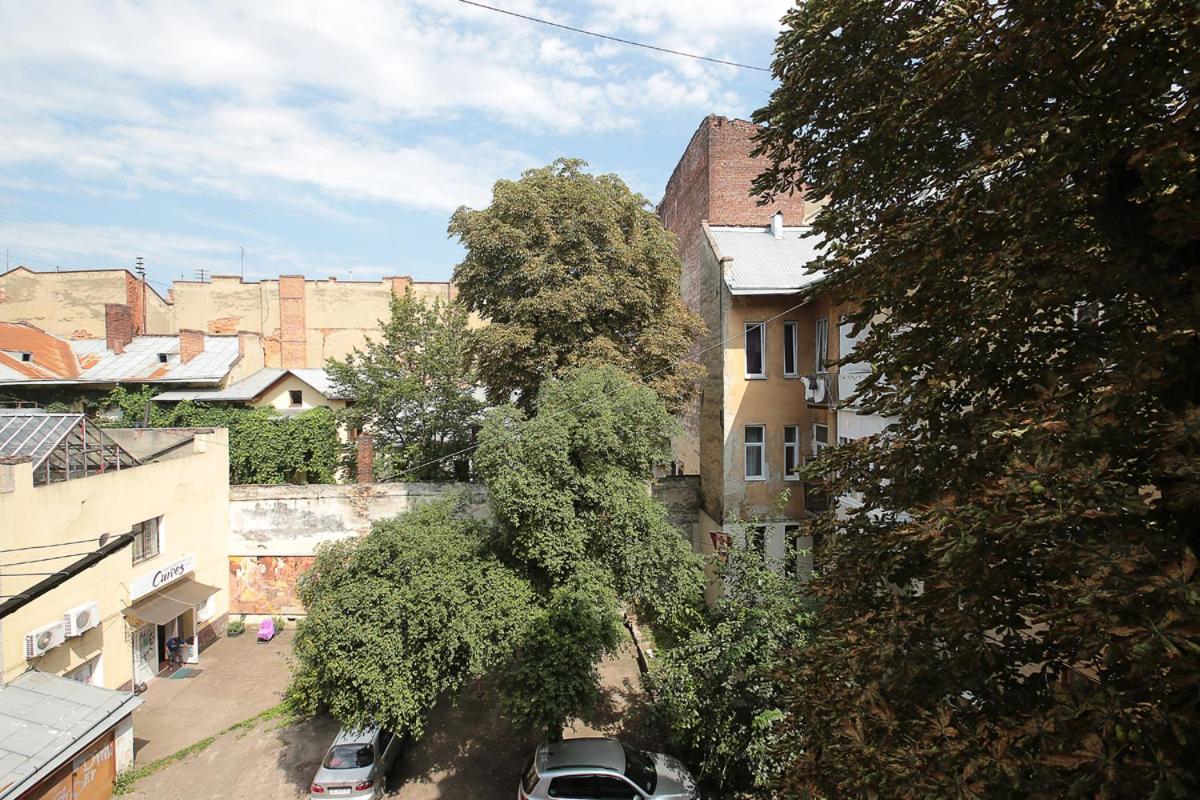 לבוב Buk Apartments On Doroshenka 29 מראה חיצוני תמונה
