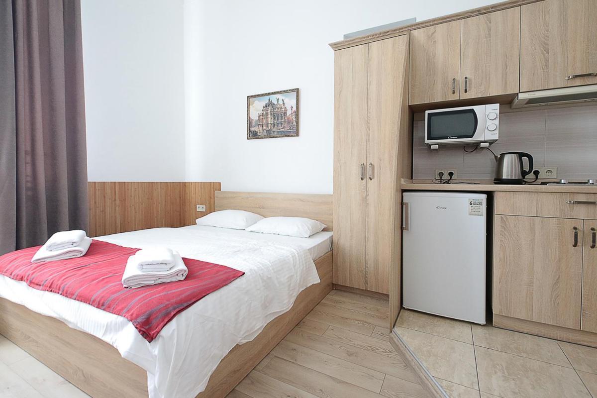 לבוב Buk Apartments On Doroshenka 29 מראה חיצוני תמונה
