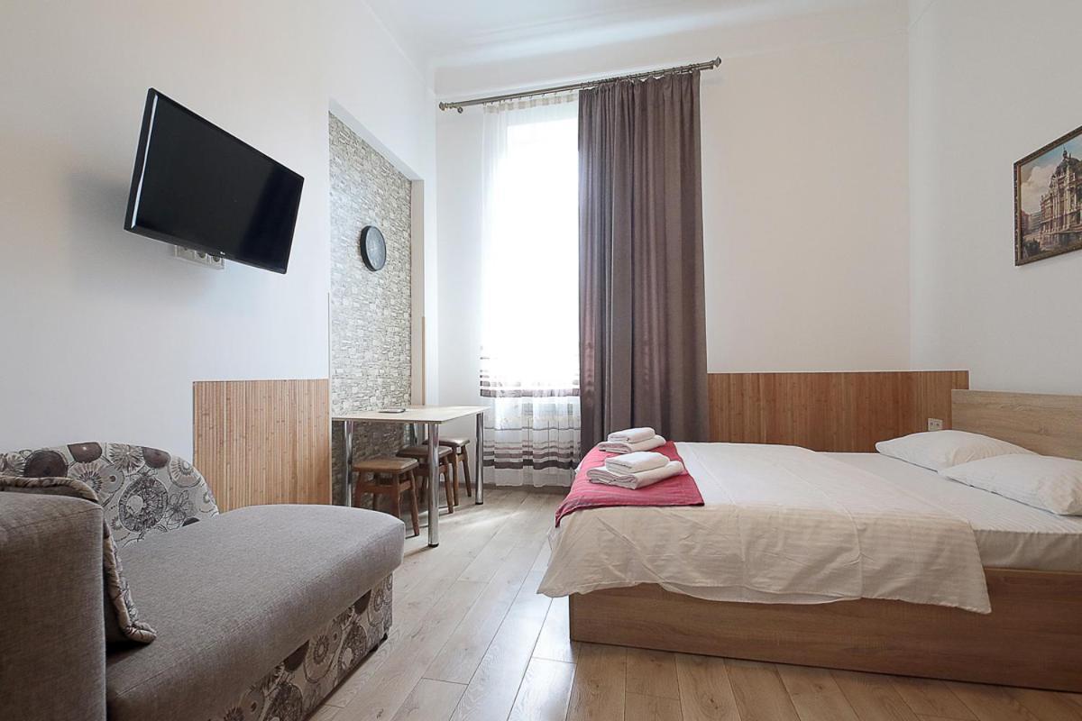 לבוב Buk Apartments On Doroshenka 29 מראה חיצוני תמונה