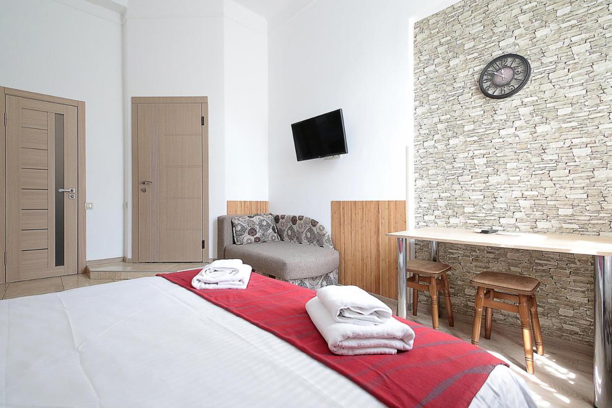 לבוב Buk Apartments On Doroshenka 29 מראה חיצוני תמונה