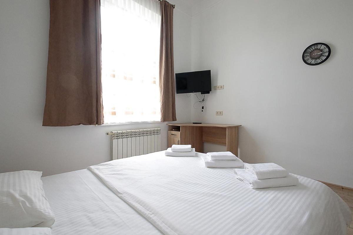 לבוב Buk Apartments On Doroshenka 29 מראה חיצוני תמונה