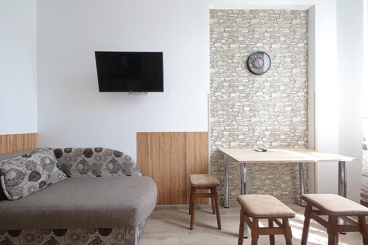 לבוב Buk Apartments On Doroshenka 29 מראה חיצוני תמונה